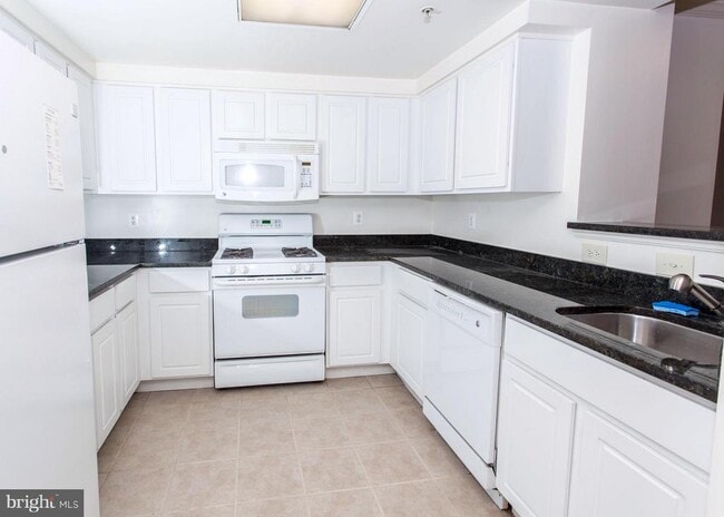 Building Photo - 3835 9th St N