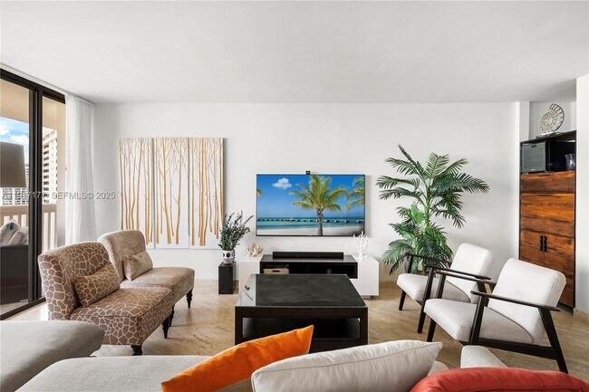 Building Photo - 1000 W Island Blvd