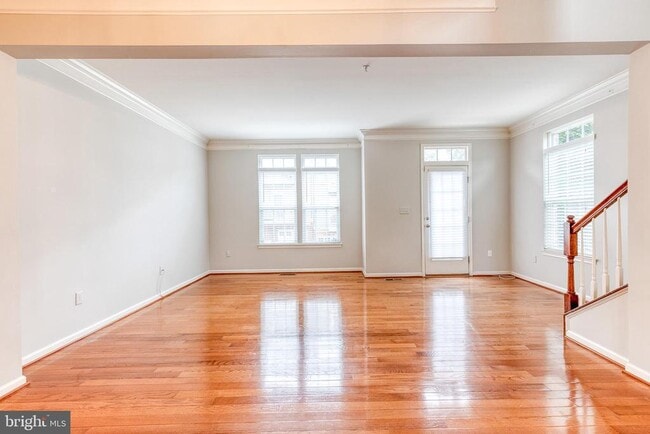 Building Photo - 9301 Paragon Way