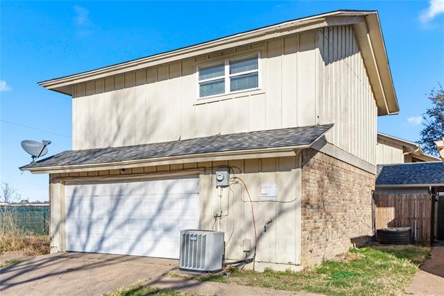 Building Photo - 2200 Seville Ct