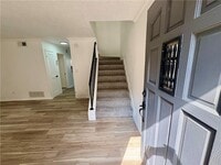 Building Photo - 2960 N Dekalb Dr