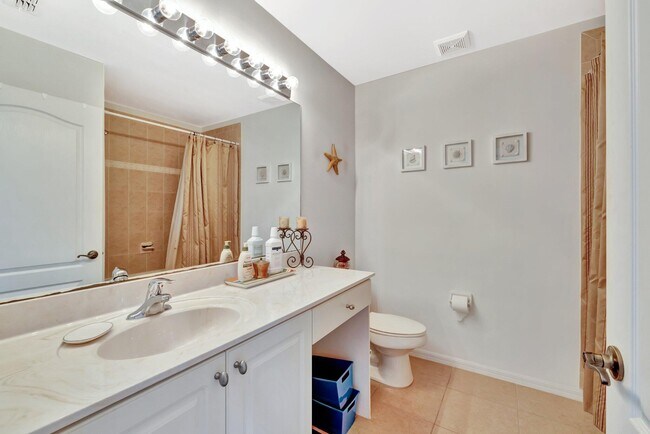 Building Photo - 2061 SE Glen Ridge Dr
