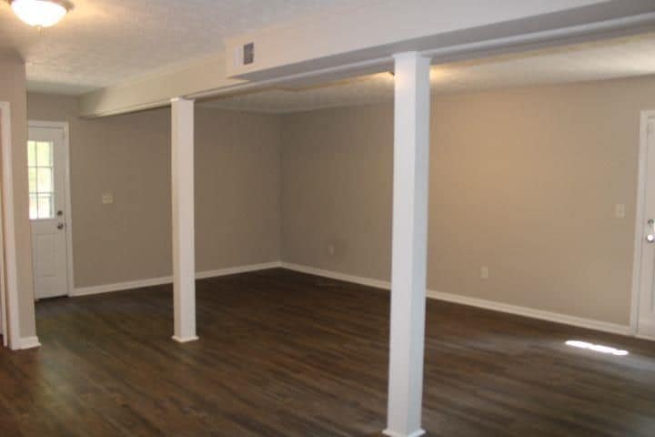 Building Photo - 257 Omega Dr