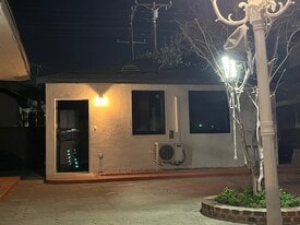 Building Photo - 9411 Burke St