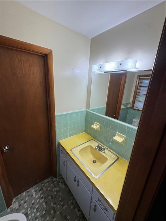 Building Photo - 4620 Woodlane Dr