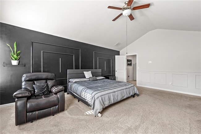 Building Photo - 7492 Knoll Hollow Rd