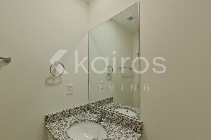 Building Photo - 80 Stodmire Ct