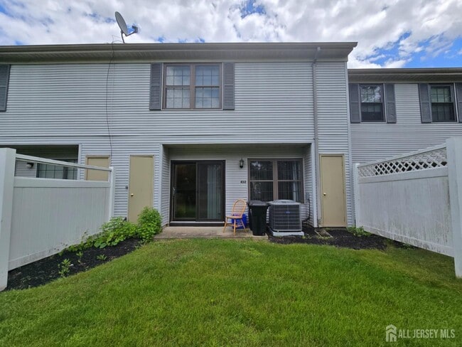 Building Photo - 452 Harwick Ct