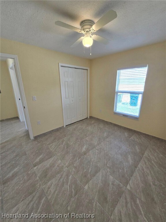 Building Photo - 613 Memorial Dr