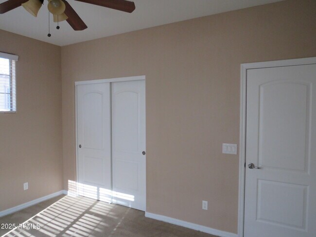 Building Photo - 28822 N 20th Ln