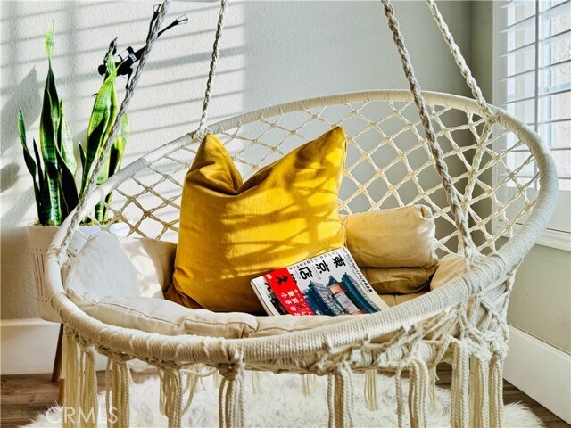 Building Photo - 750 Lincoln Ave