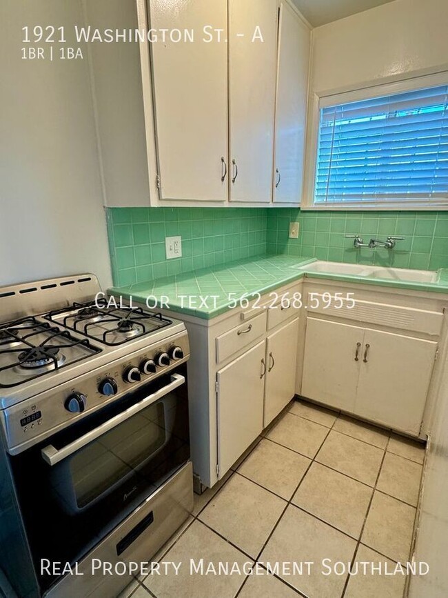 Building Photo - 1 Bed/ 1 Bath Apartment in Long Beach For ...