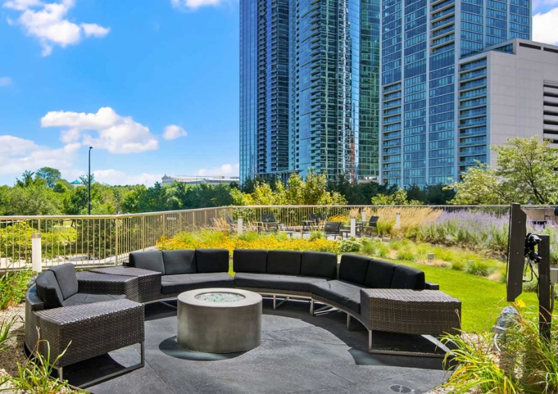 Building Photo - 1130 S Michigan Ave