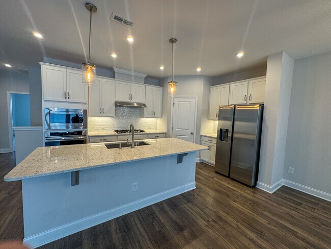 Building Photo - 2202 Rooster Spur Ct