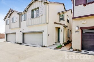 Building Photo - 31607 Willowood Way