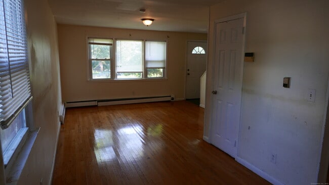 Building Photo - 24 Adamson Ave