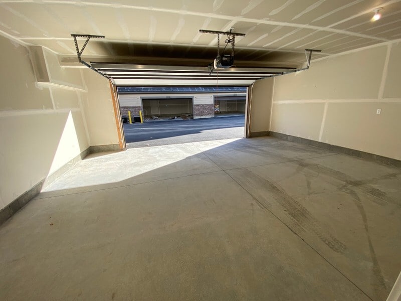 Building Photo - 2035 N 350 E