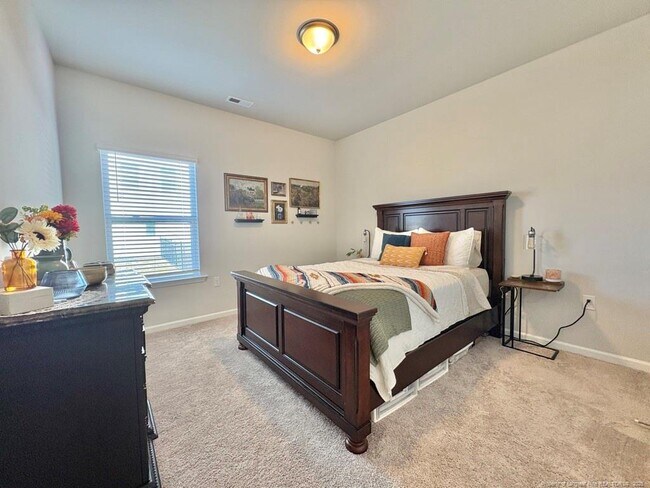 Building Photo - 67 Beacon Hl Rd