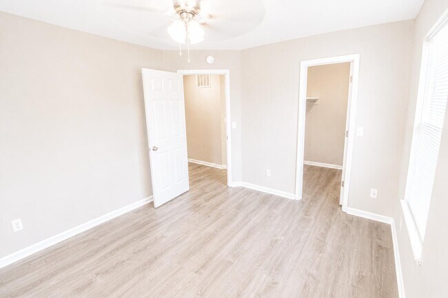 Building Photo - 1306 Godas Cir