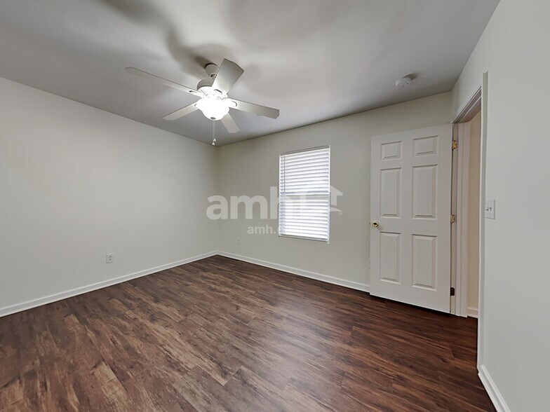 Building Photo - 4477 Westhill Pl