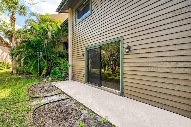 Building Photo - 935 Sunridge Way