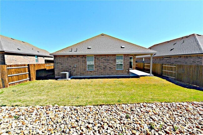 Building Photo - 229 Indian Shoal Dr