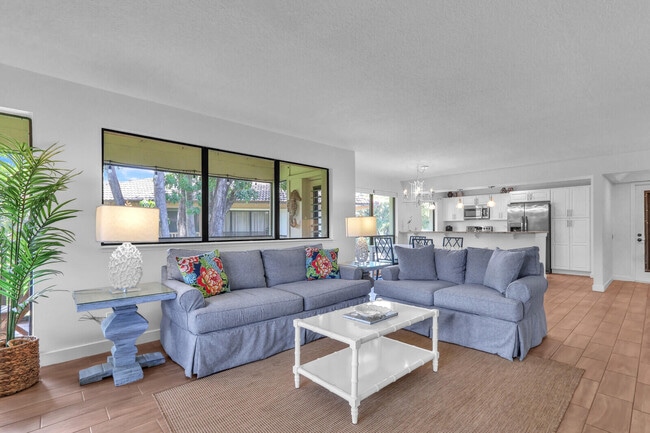Building Photo - 632 Brackenwood Cove