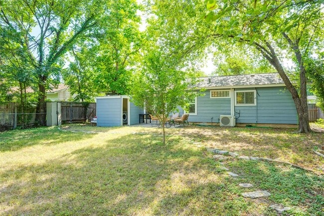 Building Photo - 5300 Halmark Dr