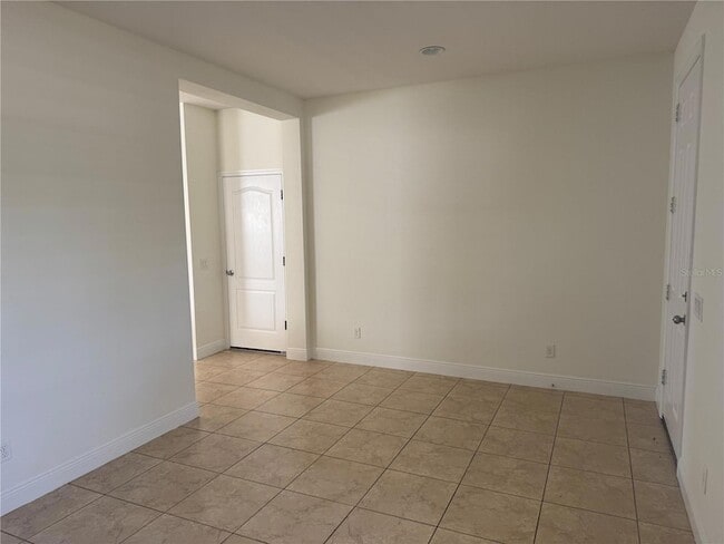 Building Photo - 11765 Forest Park Cir