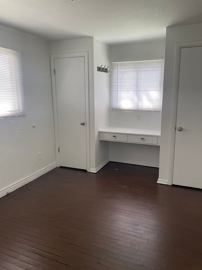 Building Photo - House for Rent!!