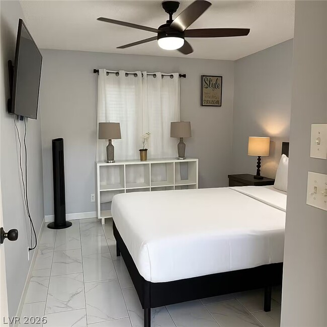 Building Photo - 4800 Fernley Way