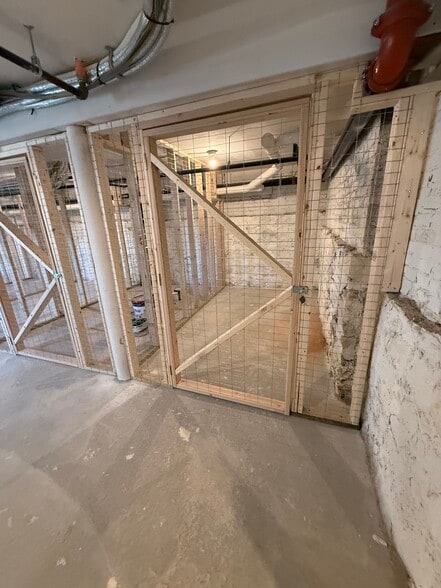 Building Photo - 106 Cumberland Ave