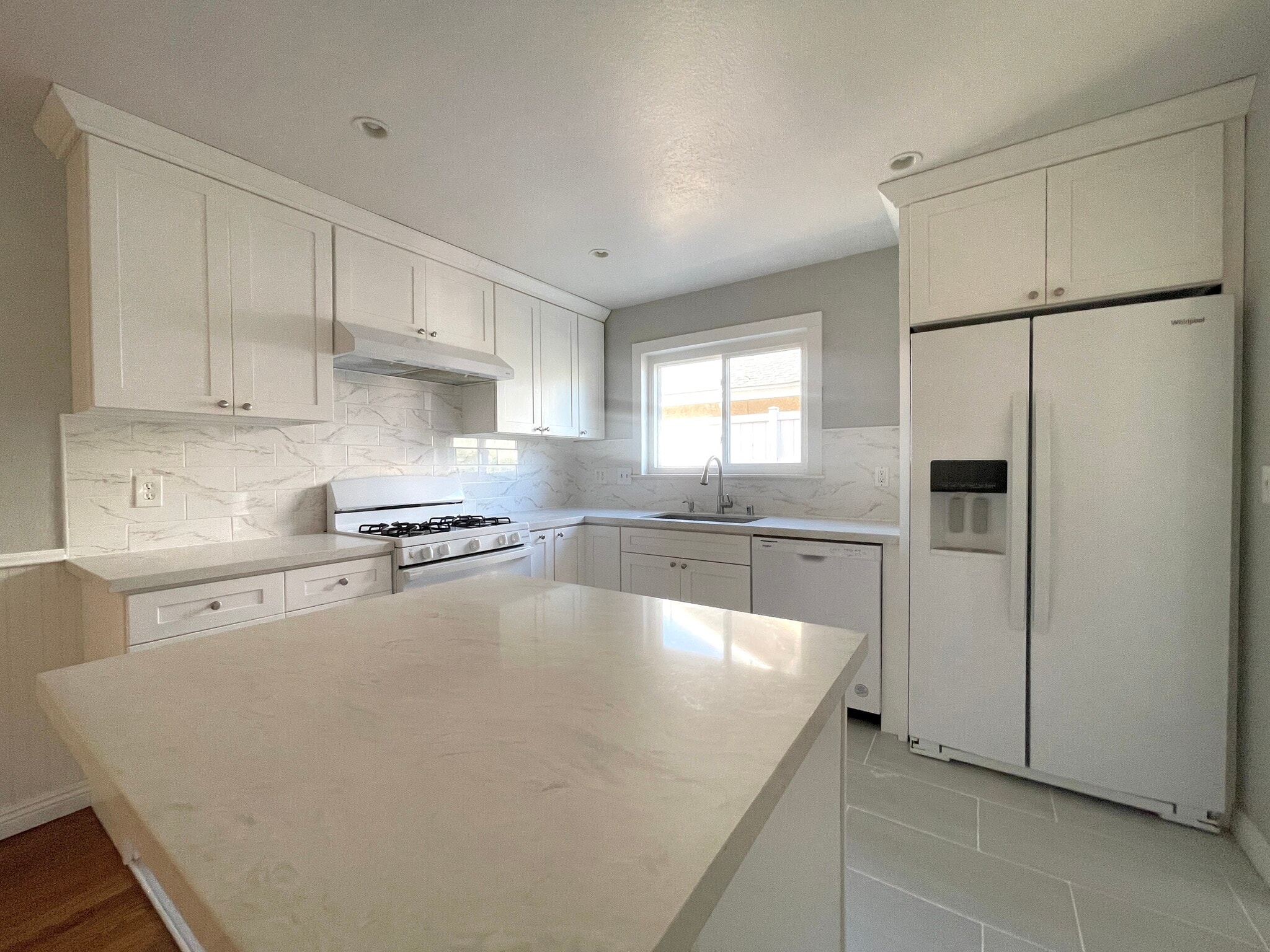 Building Photo - 10473 Rose Ann Cir