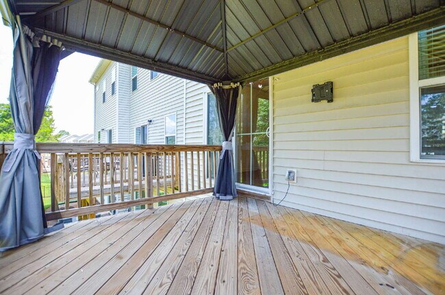 Building Photo - 3 Bedrooms | 2.5 Bathrooms | Lower-Level Flex Room | Approximately 1,978 Square Feet | 2-Car Gara...
