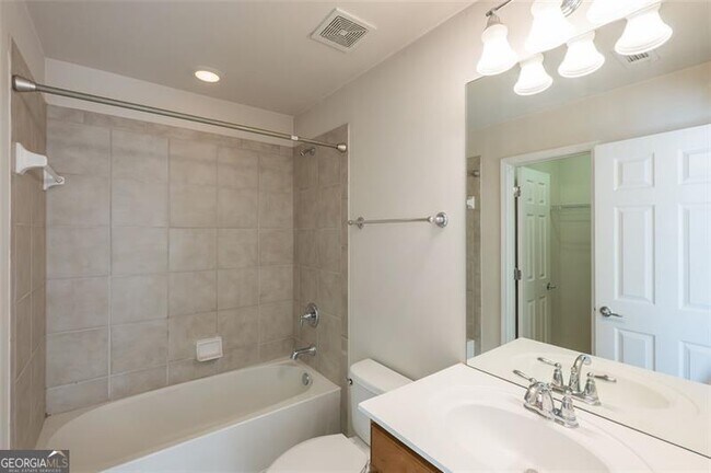 Building Photo - 4485 Colchester Creek Dr