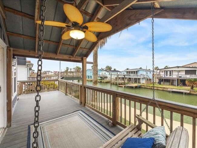 Building Photo - 85 Bayou Vista Dr