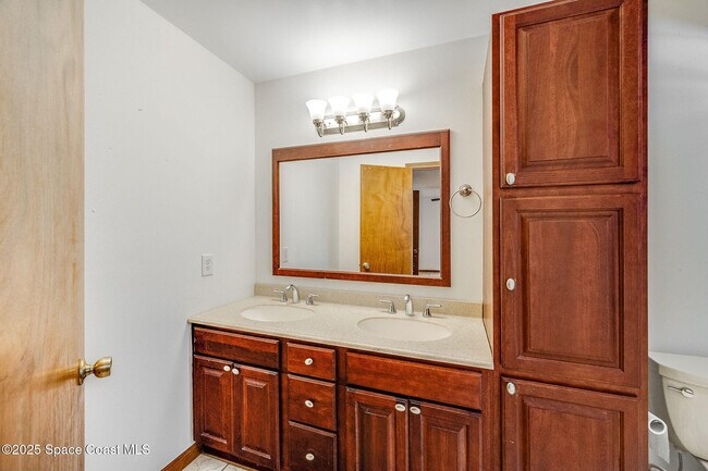 Building Photo - 154 Cinnamon Lake Cir