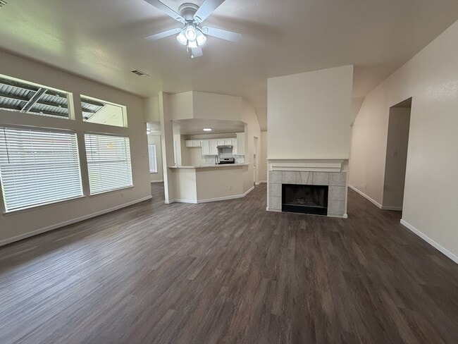 Building Photo - 10514 Encino Pass Trail