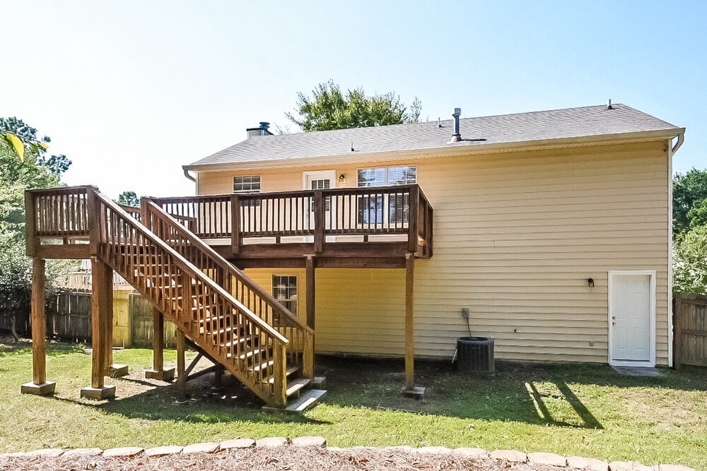 Building Photo - 3716 Crescent Hill Ln