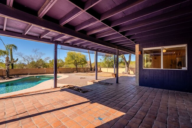 Building Photo - Hacienda-Style Gem with Pool – Spacious 3-...