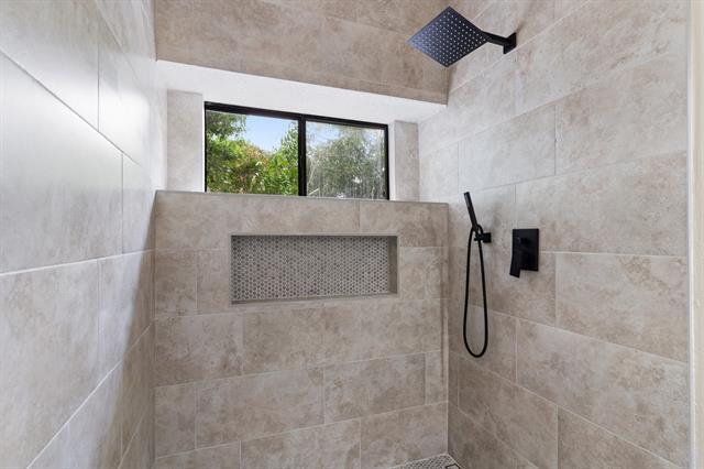 Building Photo - 2148 Falcon Ridge Dr