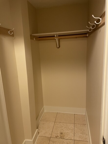 Walk-In entry closet - 2409 Fremont Ave S