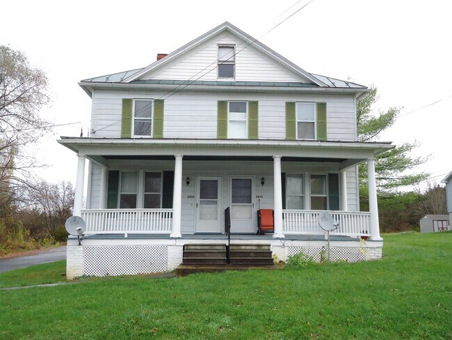 Primary Photo - 2432 W 1st St