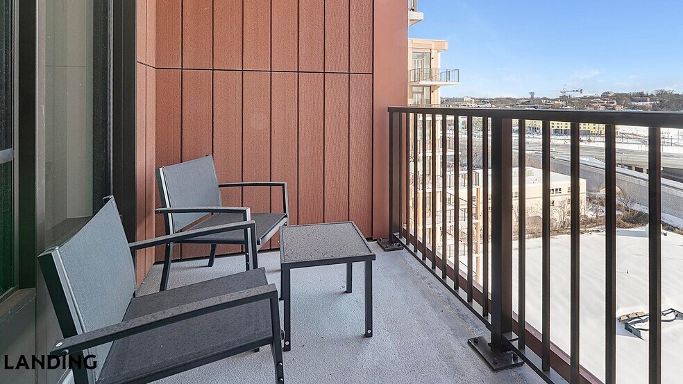 Building Photo - 632 Howard Rd SE