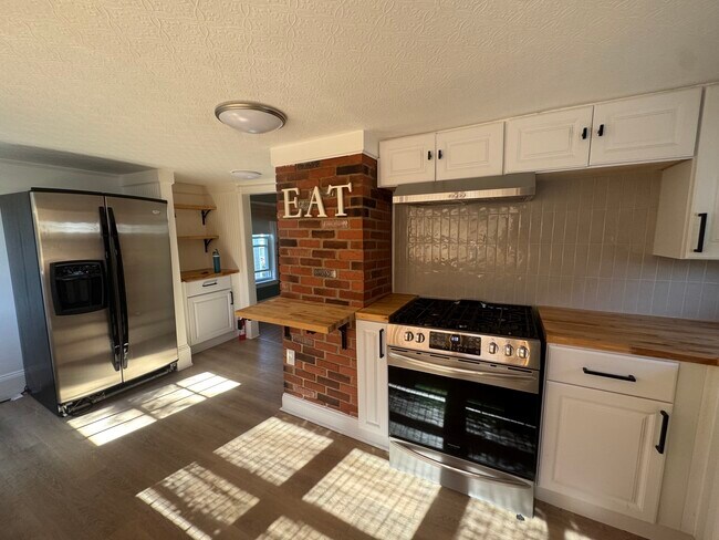 Building Photo - Fountain Apartments