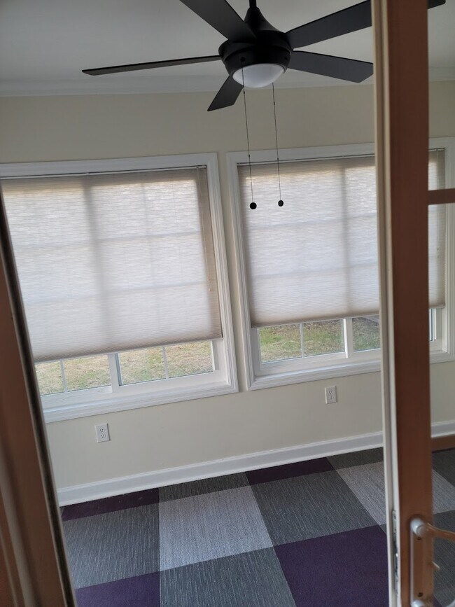 Sun room - 2051 Cambria Dr