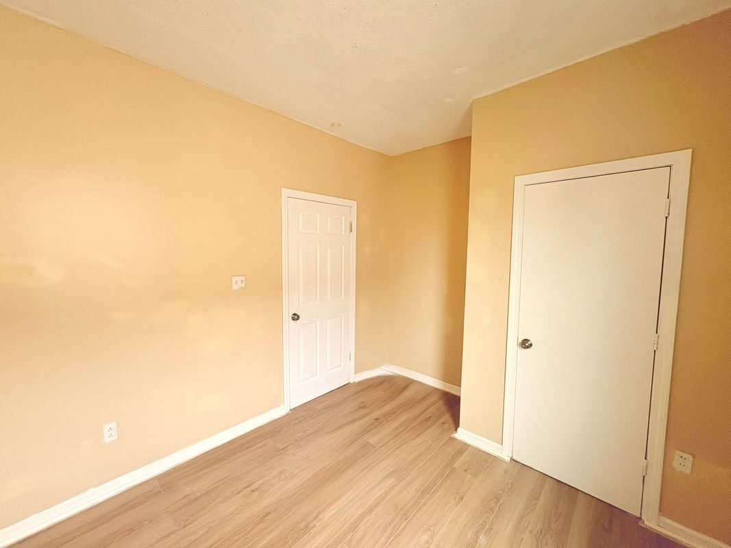 Building Photo - 202 Bellevue St