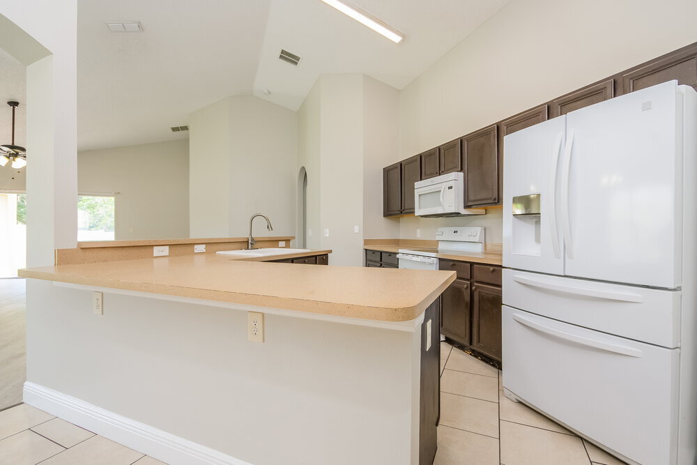 Building Photo - 1320 Creekview Ct