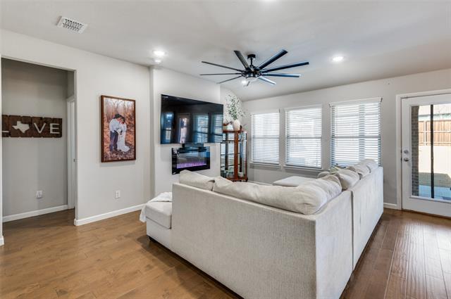 Building Photo - 10636 Enchanted Rock Wy