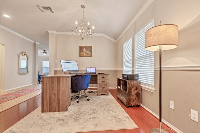 Building Photo - 2911 Ashbrook Ln
